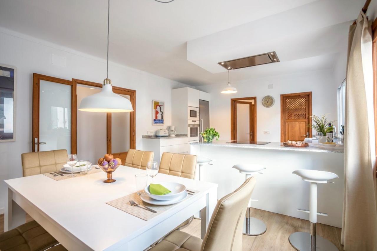 Villa Ca'N Sohn By Sealand Villas Cala de Sant Vicenc エクステリア 写真